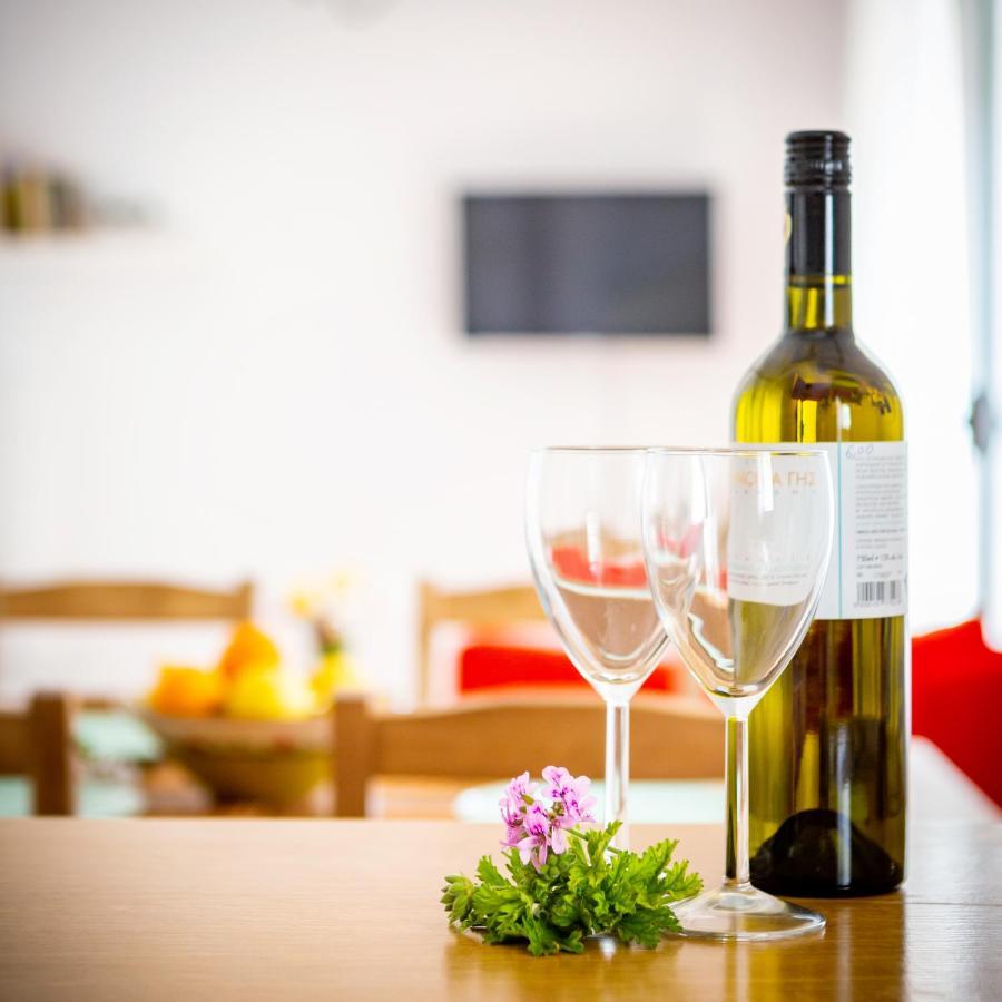 Cath'S Guesthouse Skopelos Dış mekan fotoğraf